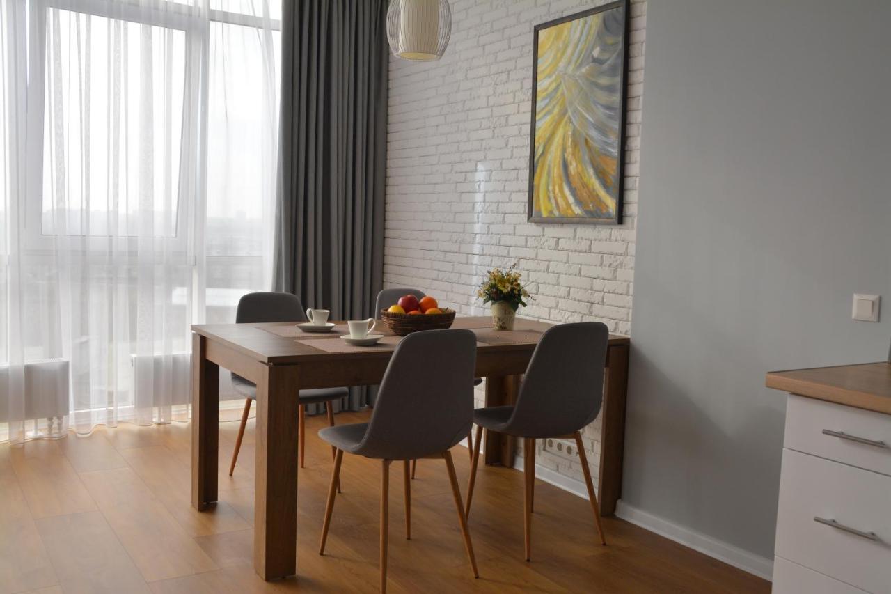 Sky Apartment Odesa Exterior foto