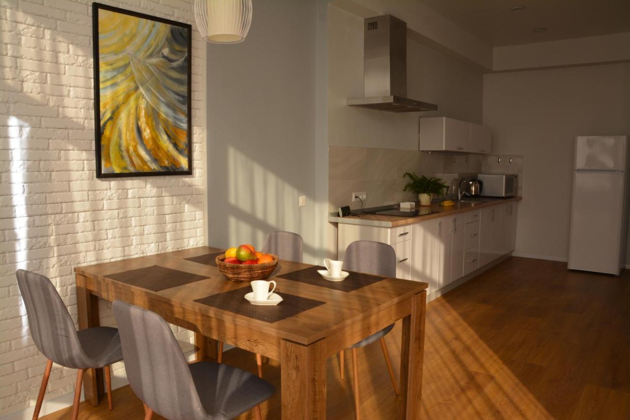 Sky Apartment Odesa Exterior foto